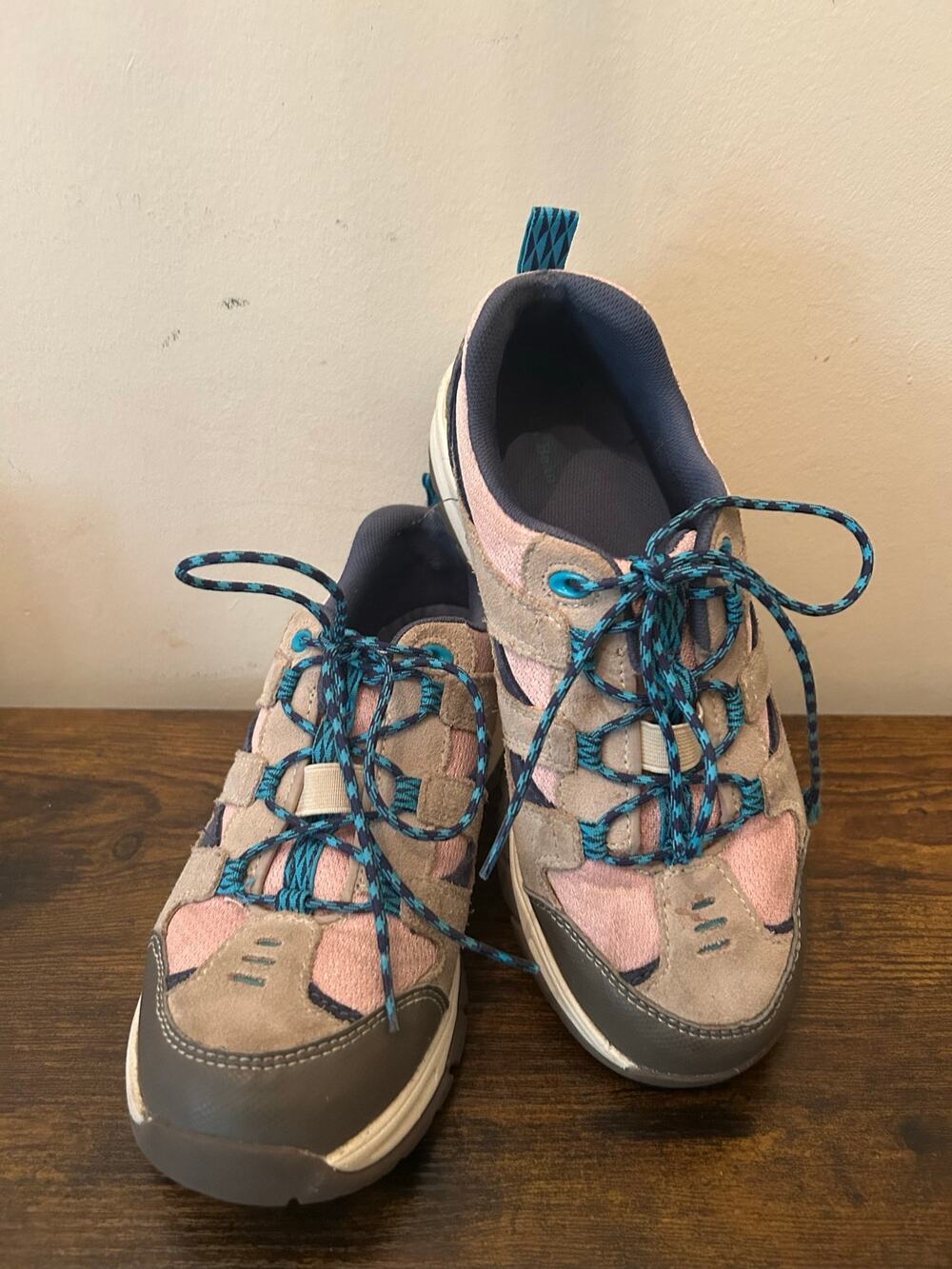 L.L. Bean Trail Model Low Hiker Shoes Pink Grey Teal Outdoor Sneakers Girl Sz 5